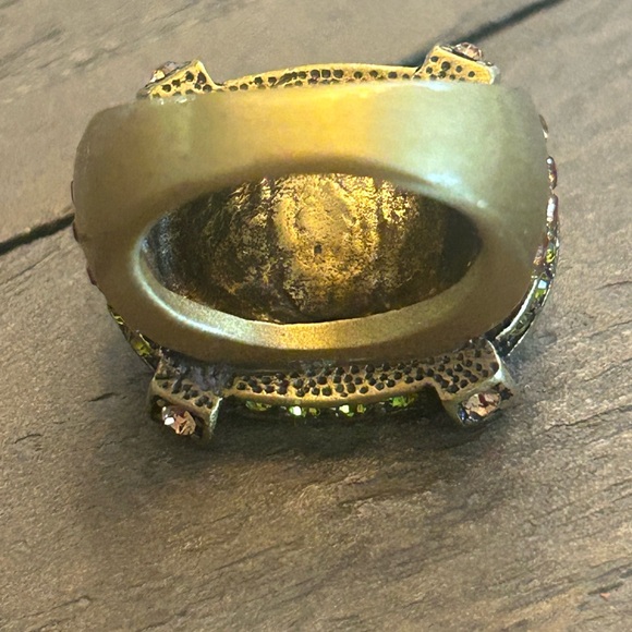 Heidi Daus Vintage Olive & Amethyst Crystal Ring - Picture 8 of 9